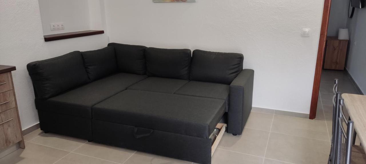 Το Στενάκι Apartment Skiathos Town Bagian luar foto