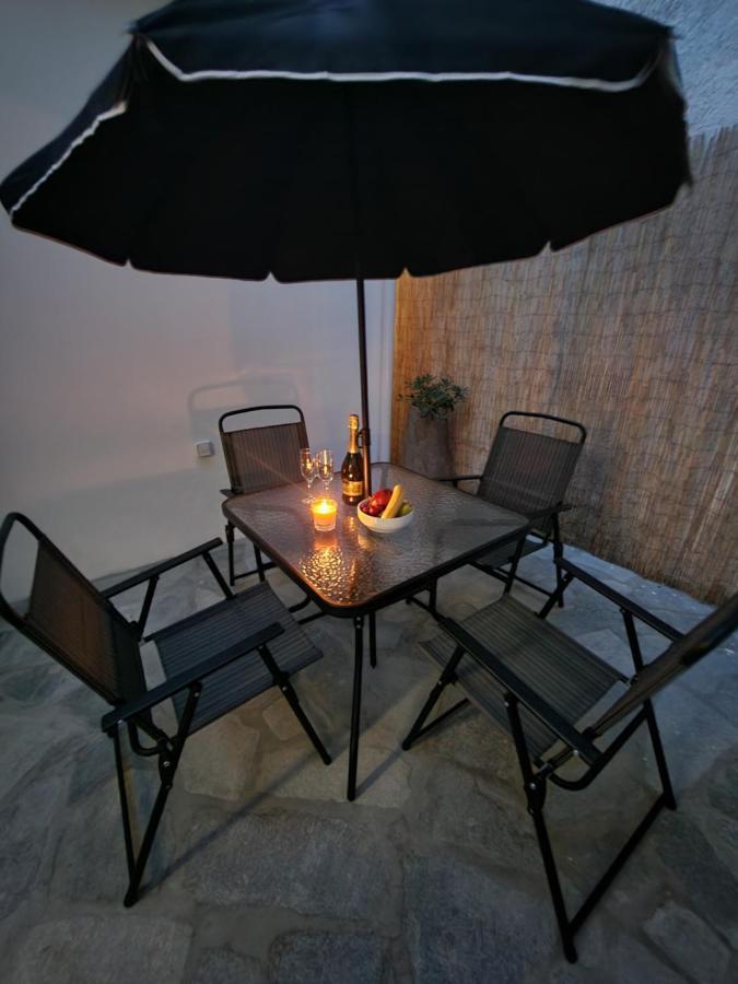 Το Στενάκι Apartment Skiathos Town Bagian luar foto