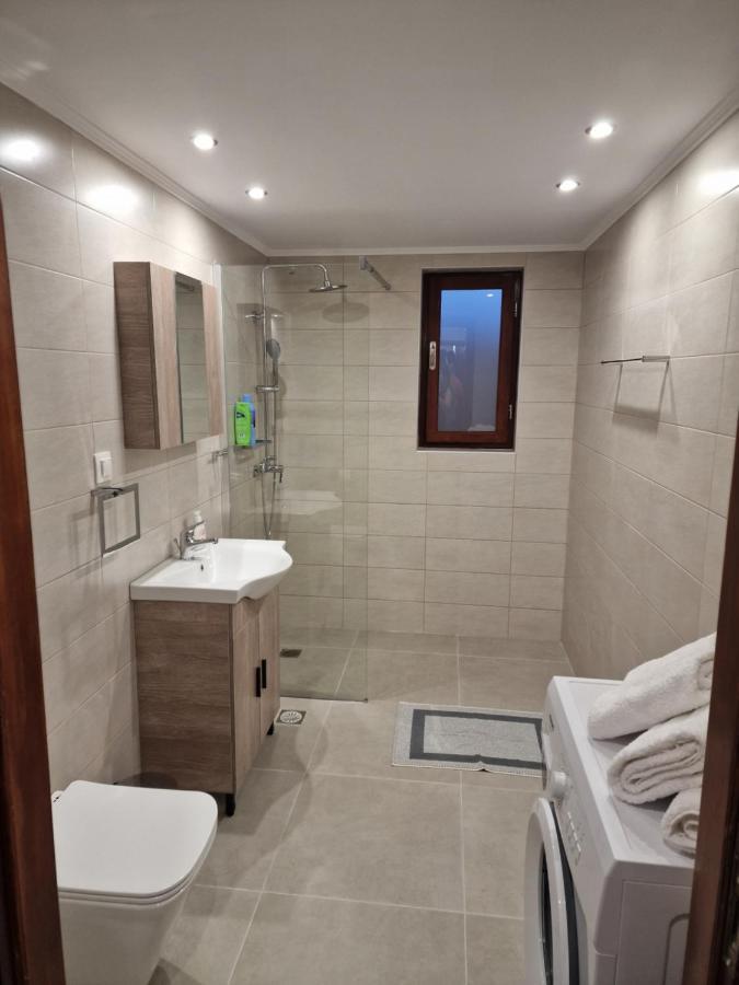 Το Στενάκι Apartment Skiathos Town Bagian luar foto