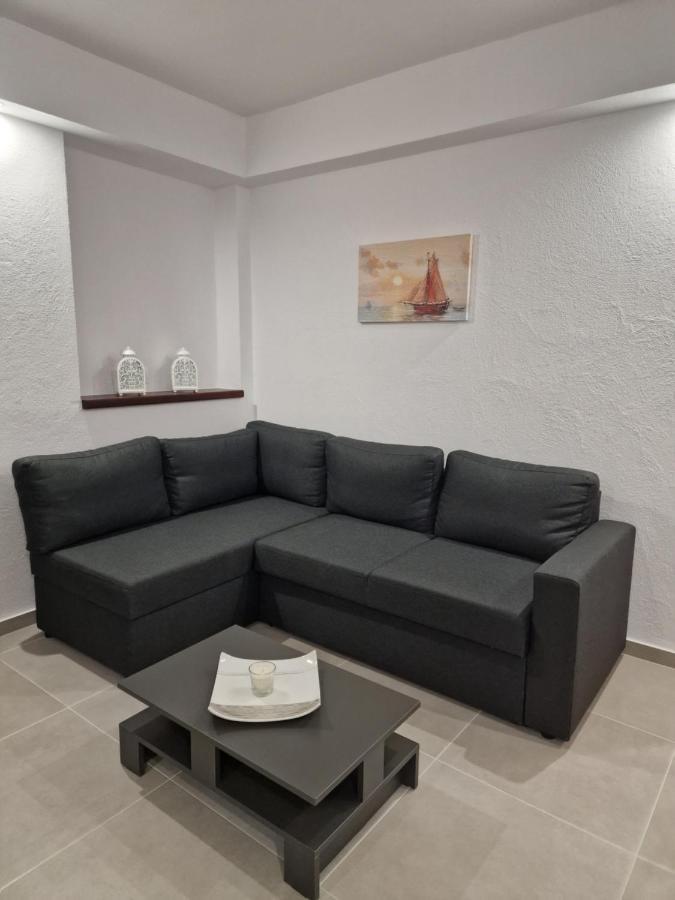 Το Στενάκι Apartment Skiathos Town Bagian luar foto